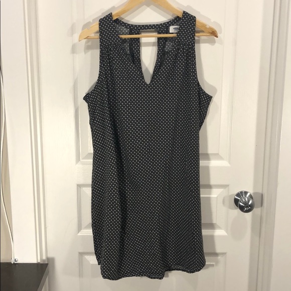 Sleeveless black dress/tunic with white details. - Picture 1 of 5